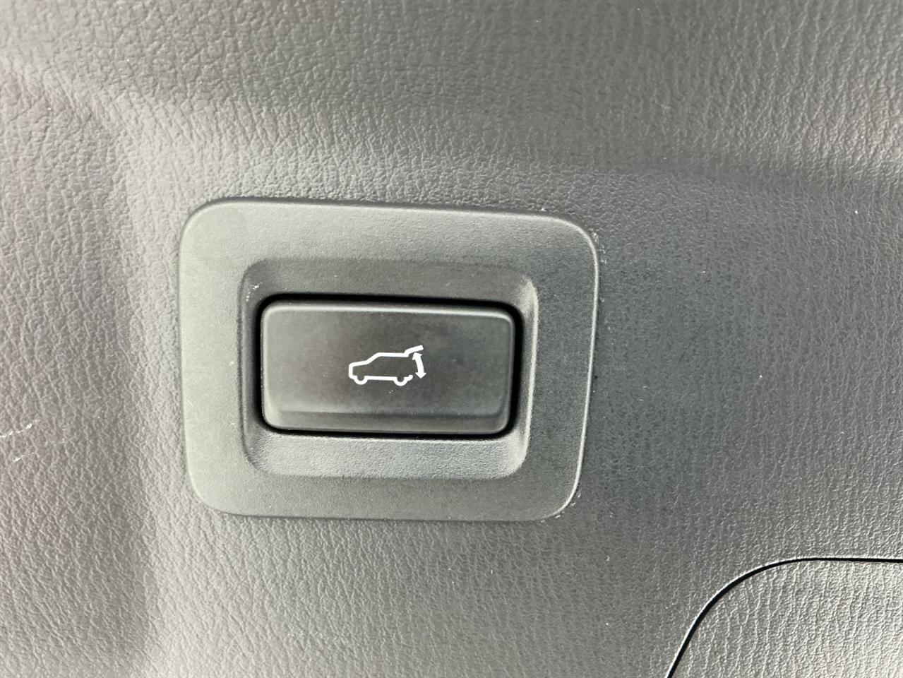 Mazda 9 Grand Touring FWD 2021