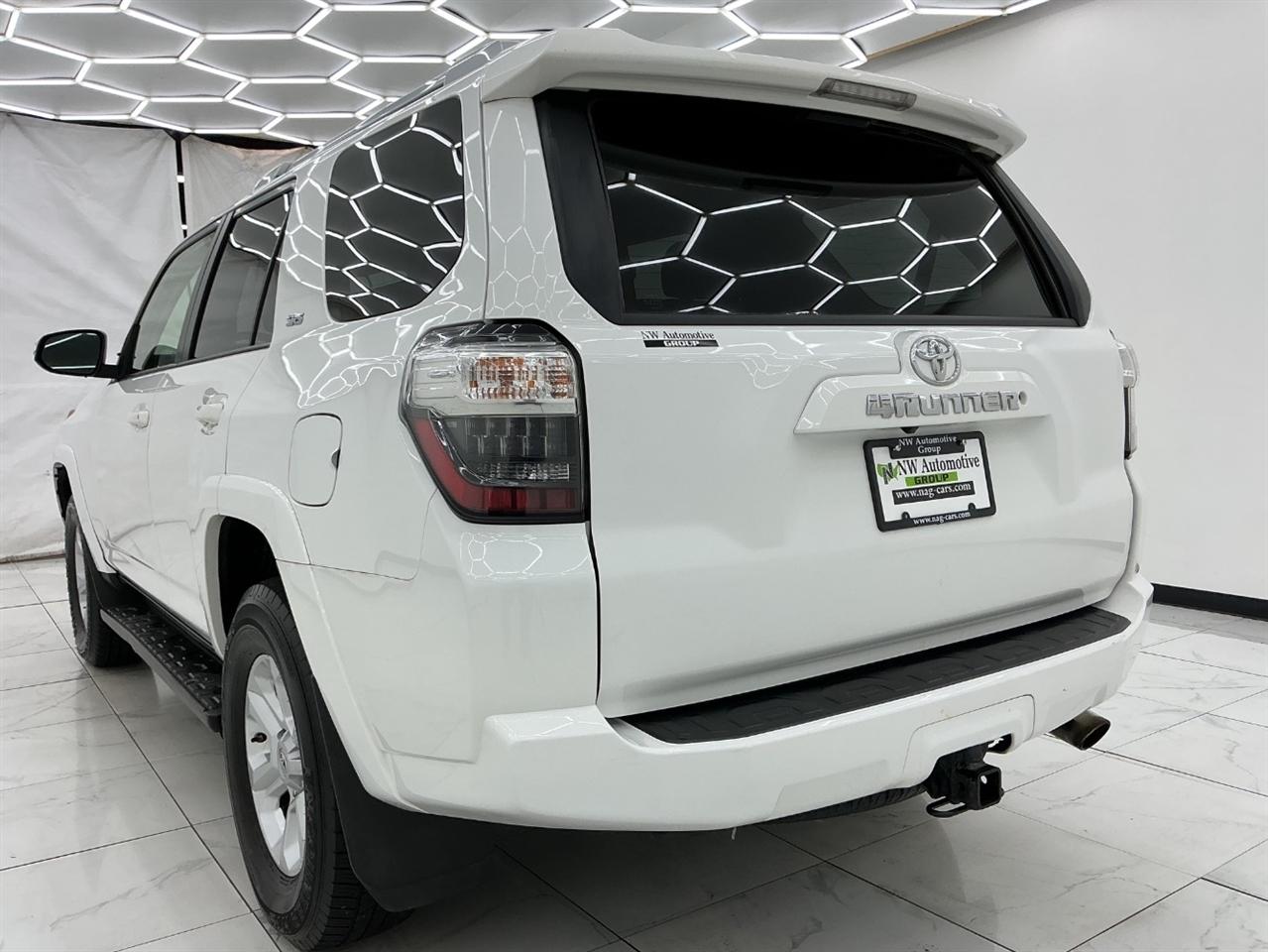 Toyota 4Runner 4WD 4dr V6 Trail Premium (Natl) 2016