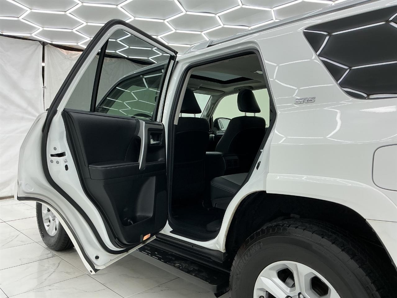 Toyota 4Runner 4WD 4dr V6 Trail Premium (Natl) 2016