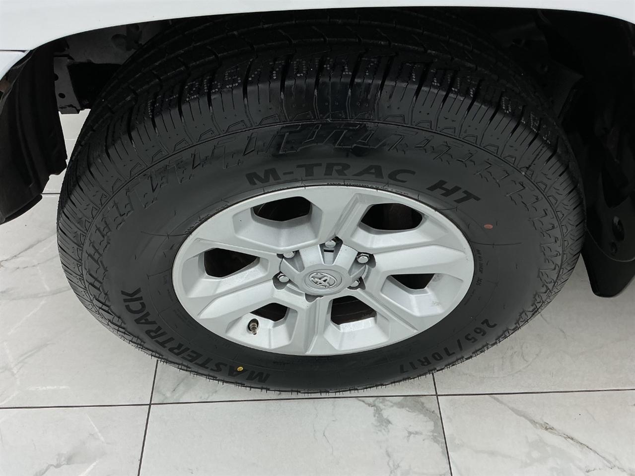 Toyota 4Runner 4WD 4dr V6 Trail Premium (Natl) 2016