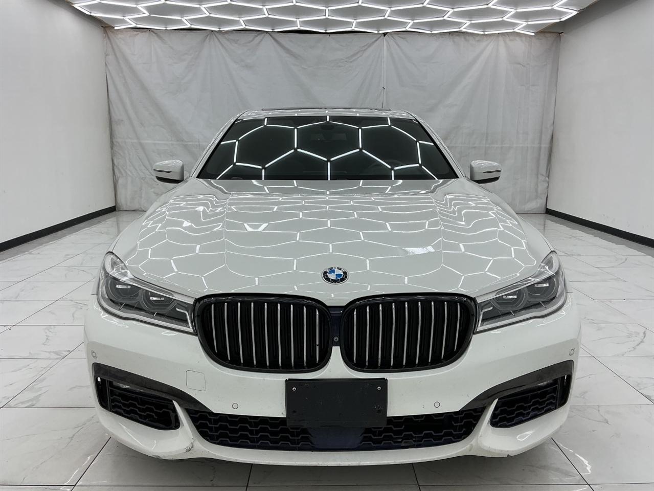 BMW 7 Series 750i Sedan 2018