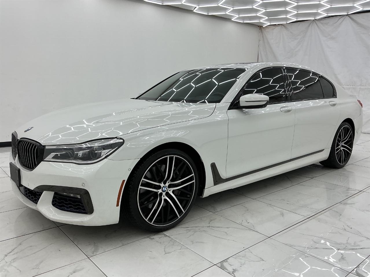 BMW 7 Series 750i Sedan 2018