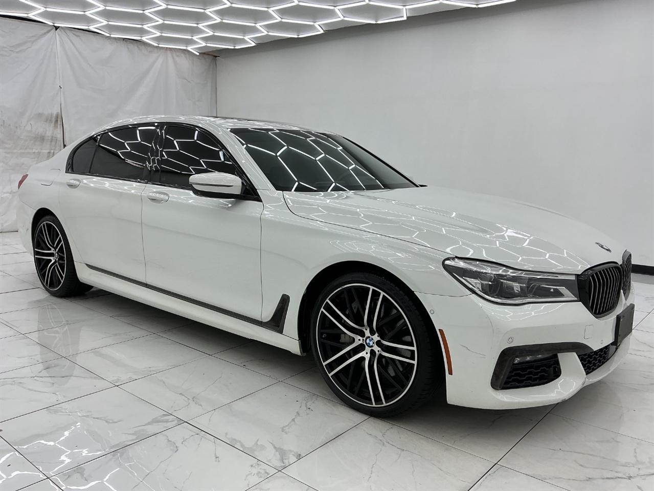 BMW 7 Series 750i Sedan 2018