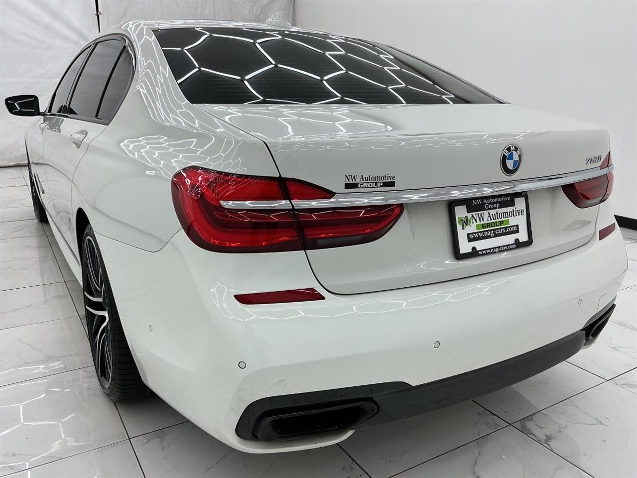 BMW 7 Series 750i Sedan 2018