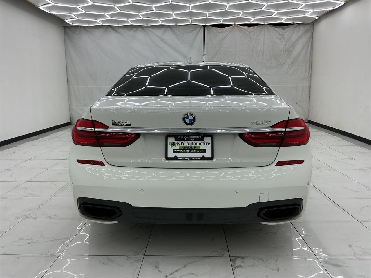 BMW 7 Series 750i Sedan 2018