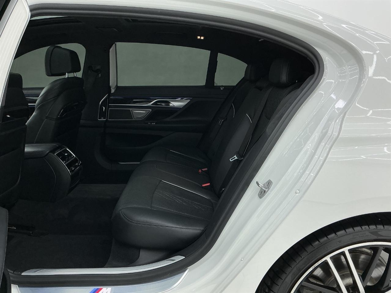 BMW 7 Series 750i Sedan 2018