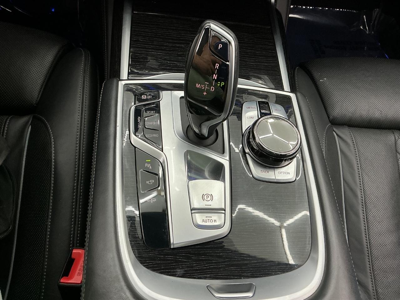 BMW 7 Series 750i Sedan 2018