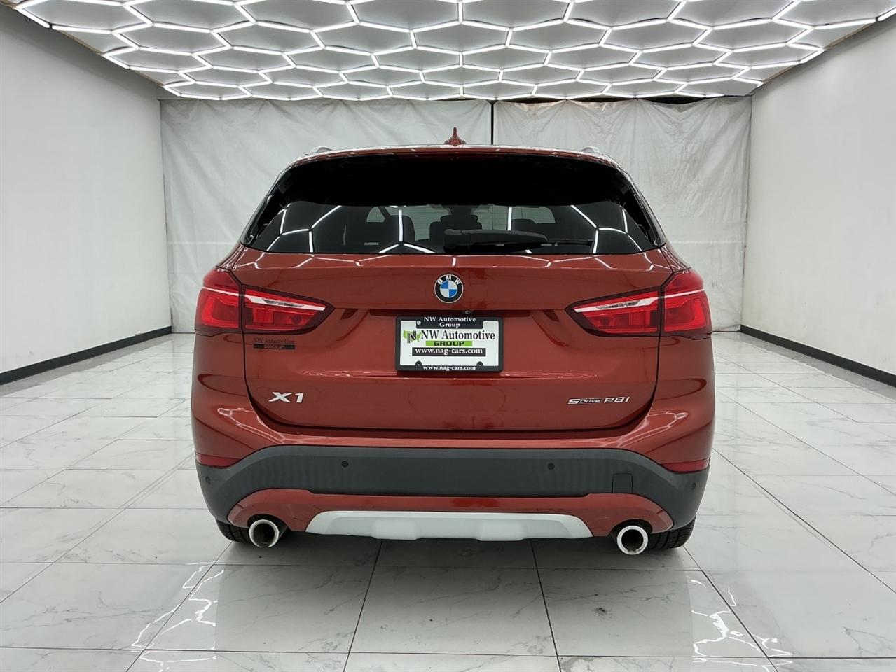 BMW X1 sDrive28i Sports Activity Vehicle 2020