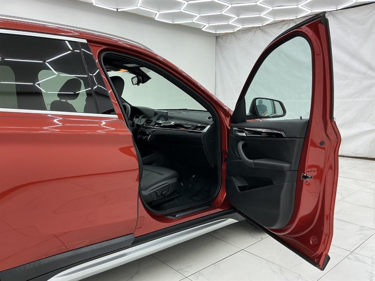 BMW X1 sDrive28i Sports Activity Vehicle 2020