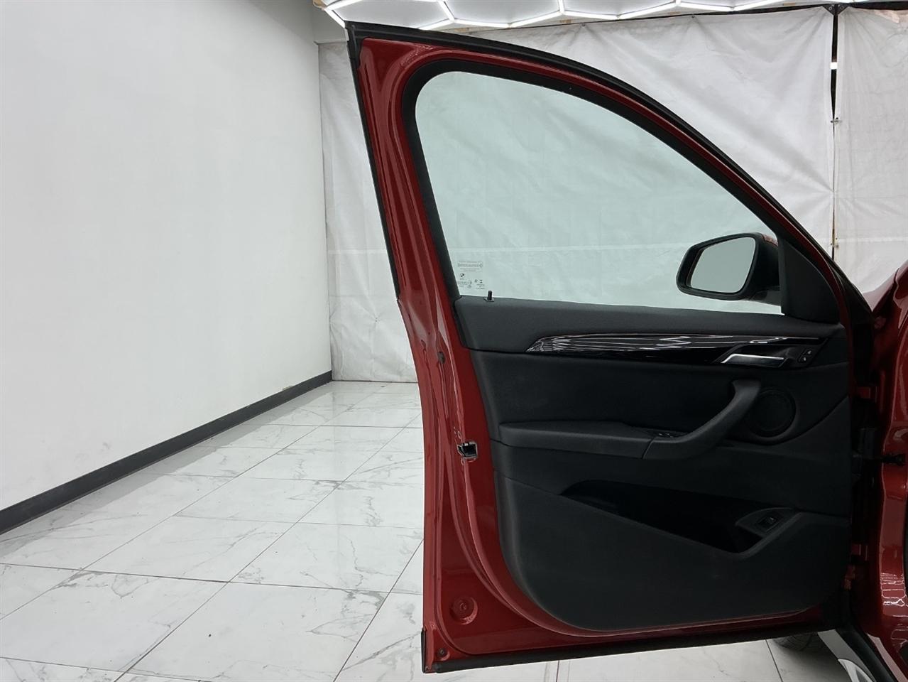 BMW X1 sDrive28i Sports Activity Vehicle 2020