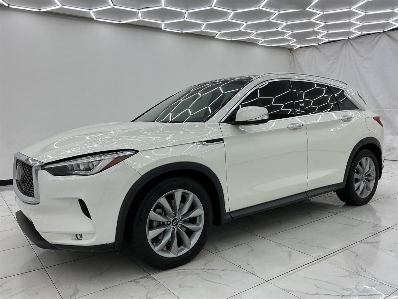 Infiniti QX50 ESSENTIAL FWD 2020