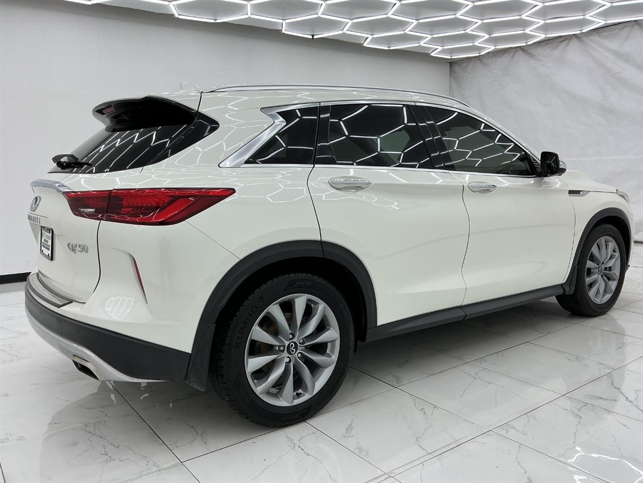 Infiniti QX50 ESSENTIAL FWD 2020