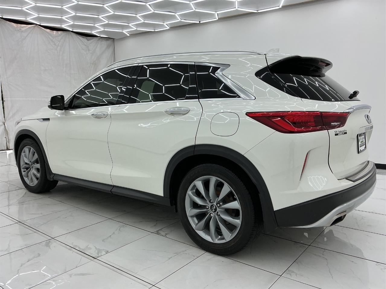 Infiniti QX50 ESSENTIAL FWD 2020