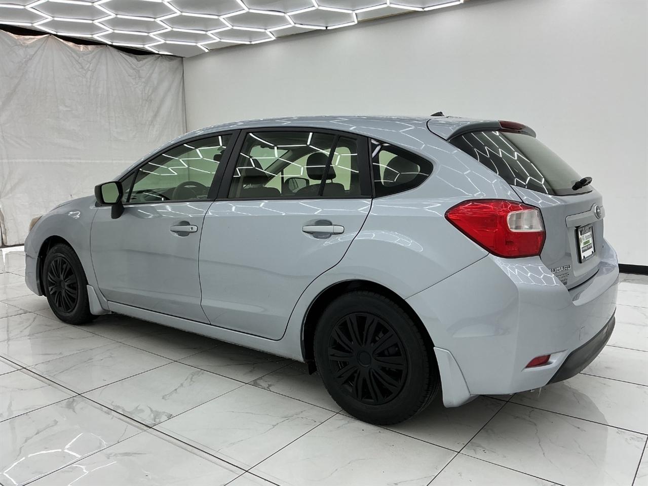 Subaru Impreza Wagon 5dr CVT 2.0i 2015