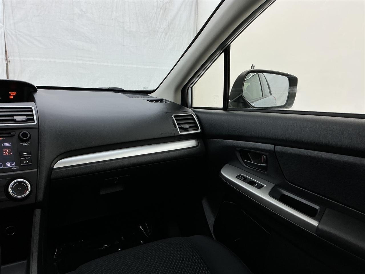 Subaru Impreza Wagon 5dr CVT 2.0i 2015