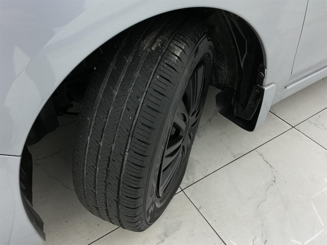 Subaru Impreza Wagon 5dr CVT 2.0i 2015