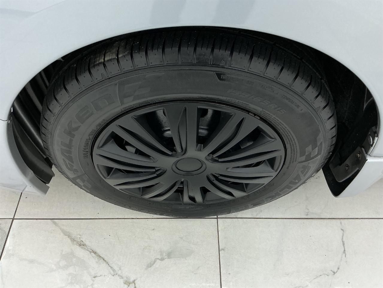 Subaru Impreza Wagon 5dr CVT 2.0i 2015