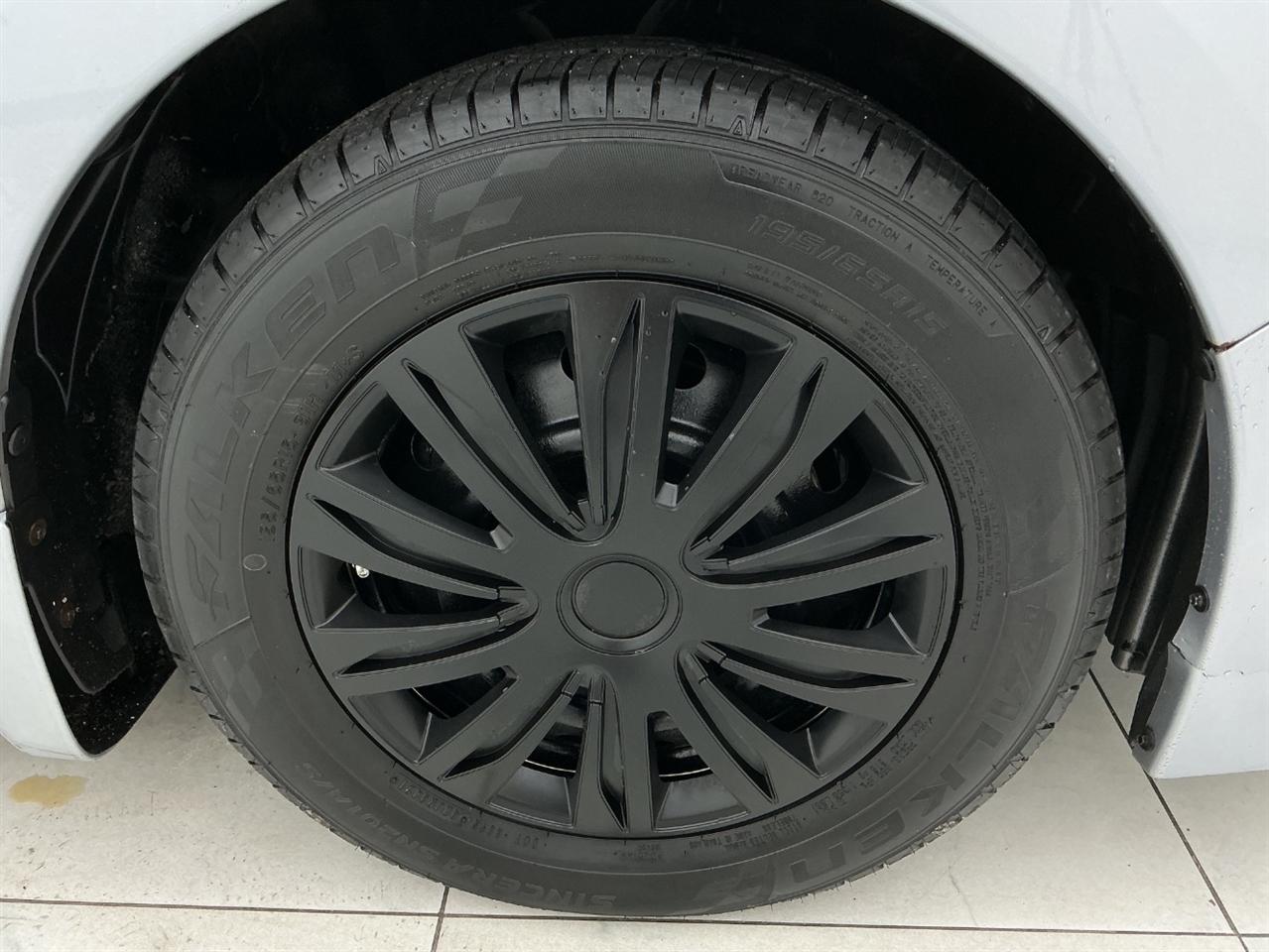Subaru Impreza Wagon 5dr CVT 2.0i 2015