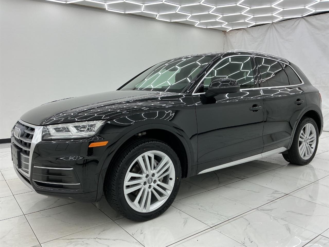 Audi Q5 Premium Plus 45 TFSI quattro 2020