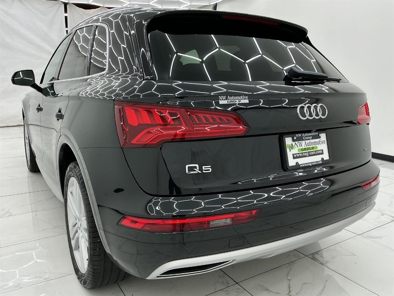 Audi Q5 Premium Plus 45 TFSI quattro 2020