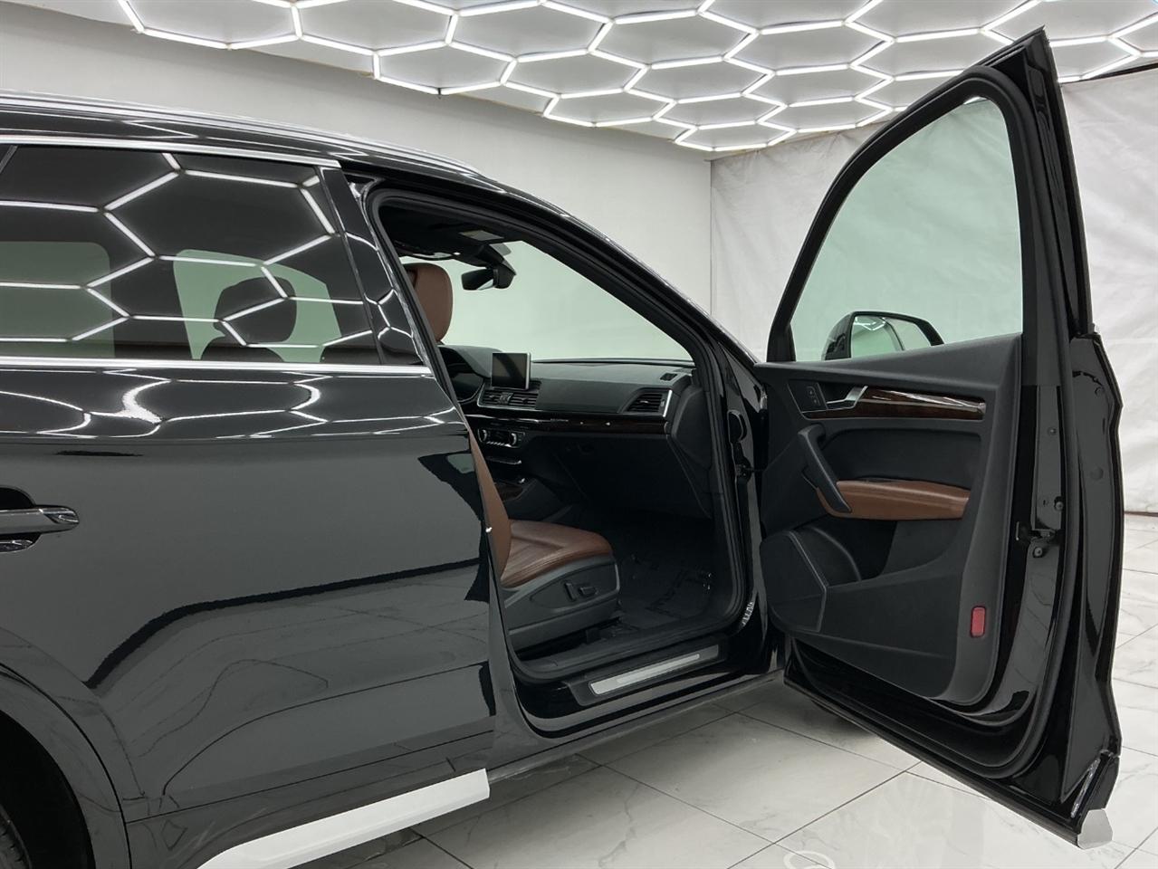 Audi Q5 Premium Plus 45 TFSI quattro 2020