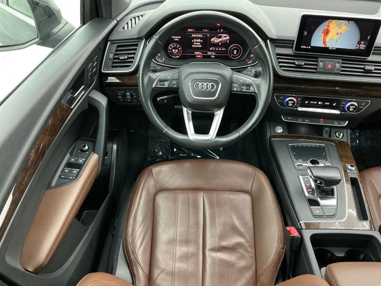 Audi Q5 Premium Plus 45 TFSI quattro 2020