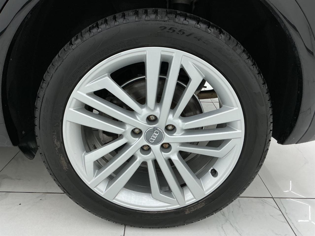 Audi Q5 Premium Plus 45 TFSI quattro 2020