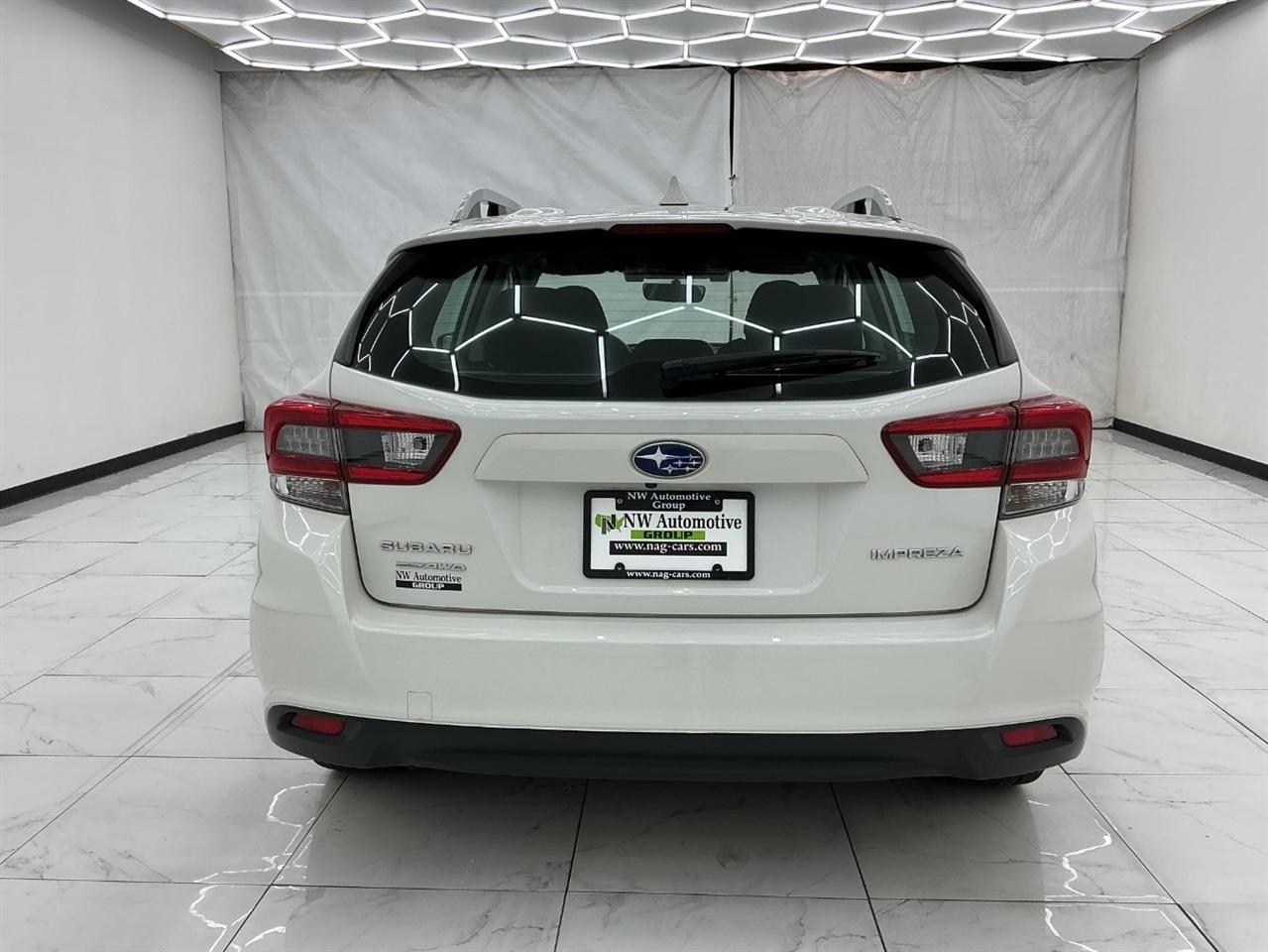Subaru Impreza Premium 5-door CVT 2021