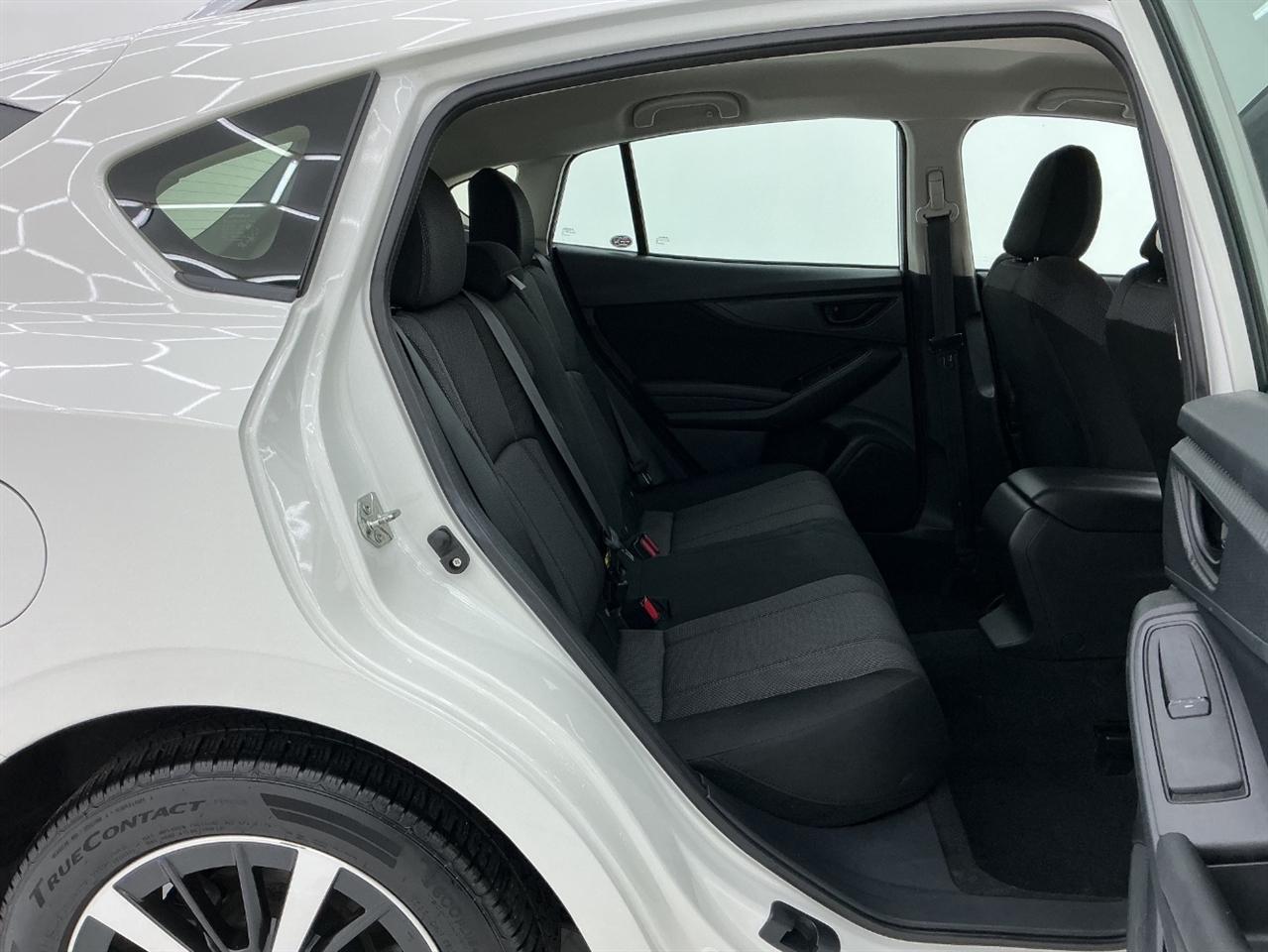 Subaru Impreza Premium 5-door CVT 2021