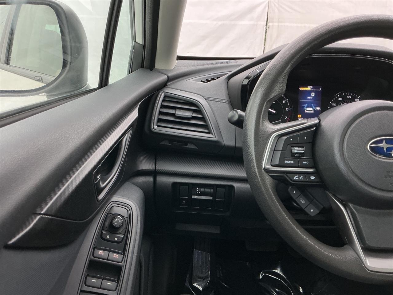 Subaru Impreza Premium 5-door CVT 2021