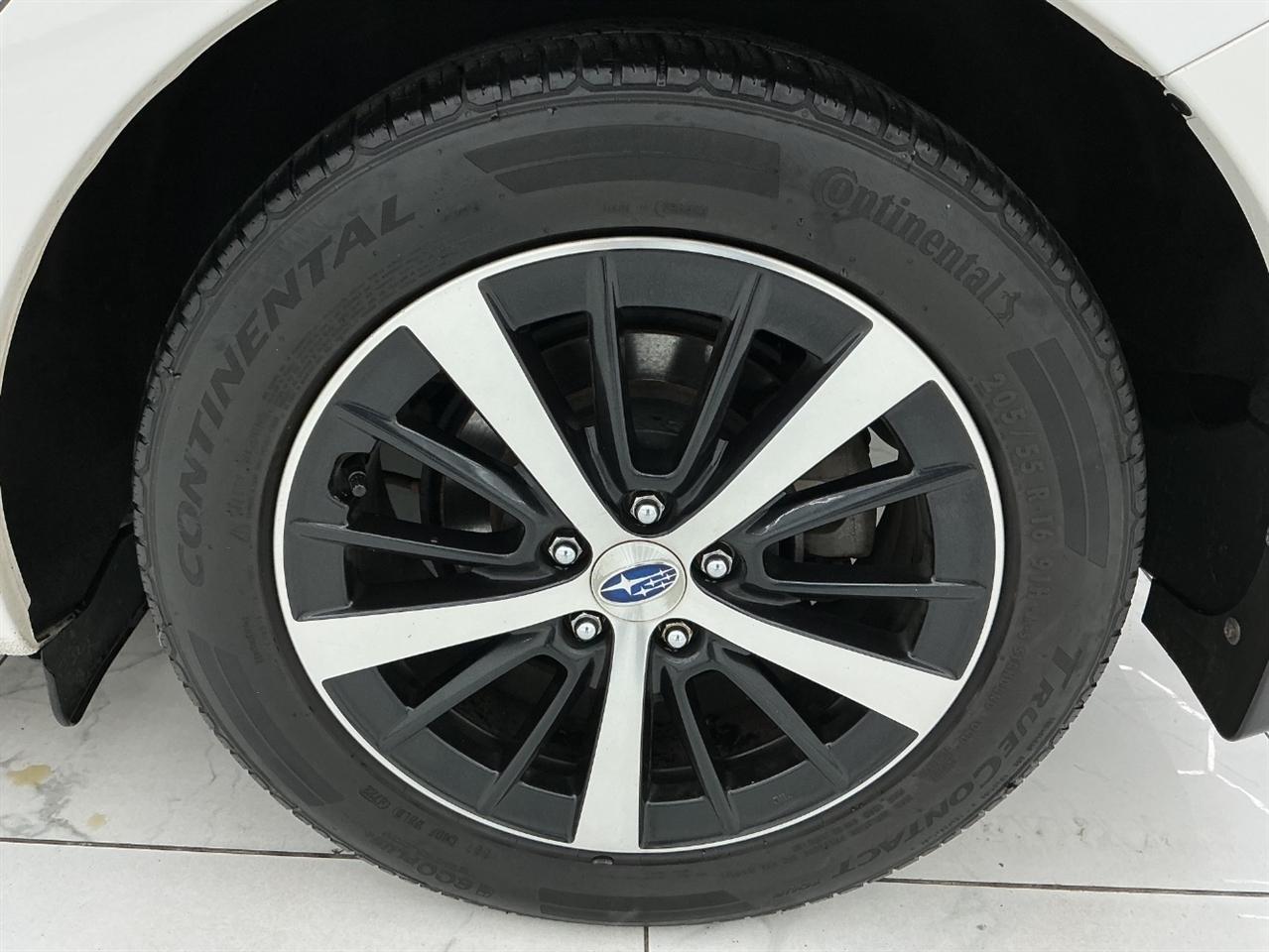 Subaru Impreza Premium 5-door CVT 2021