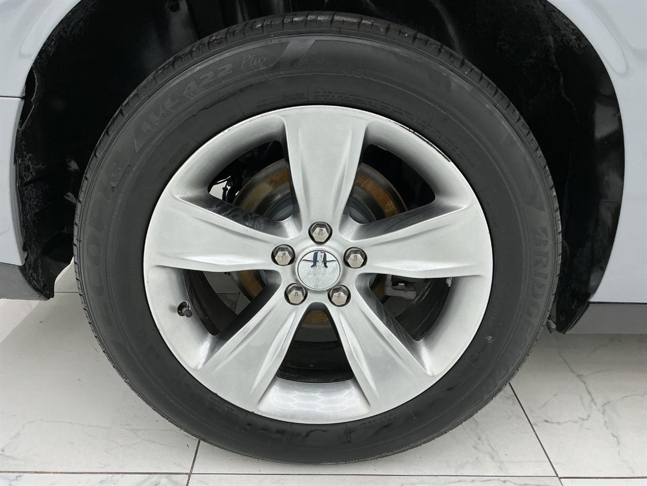 Dodge Challenger SXT RWD 2021