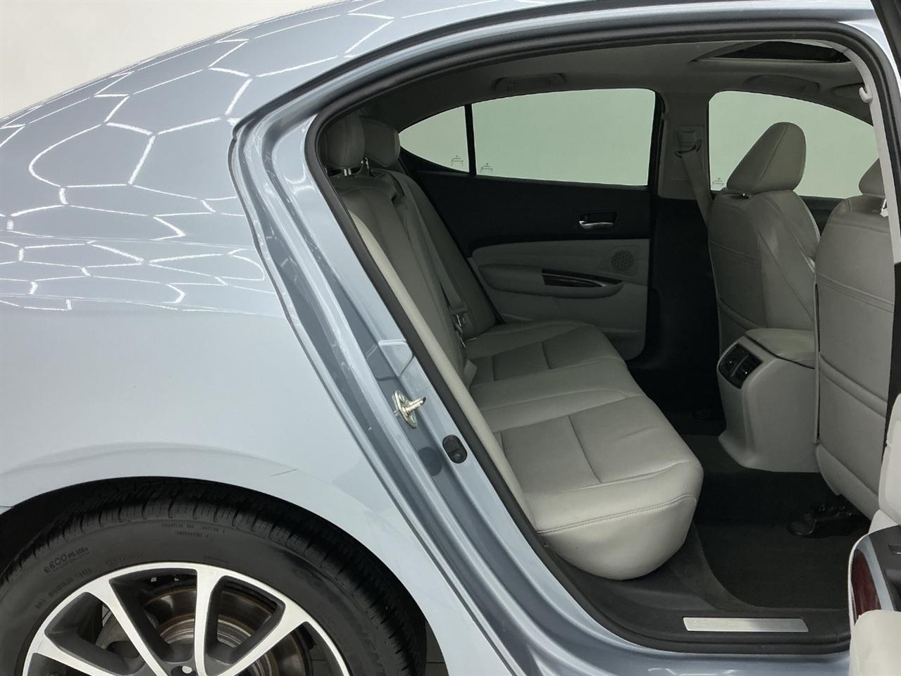 Acura TLX 4dr Sdn FWD V6 Tech 2016