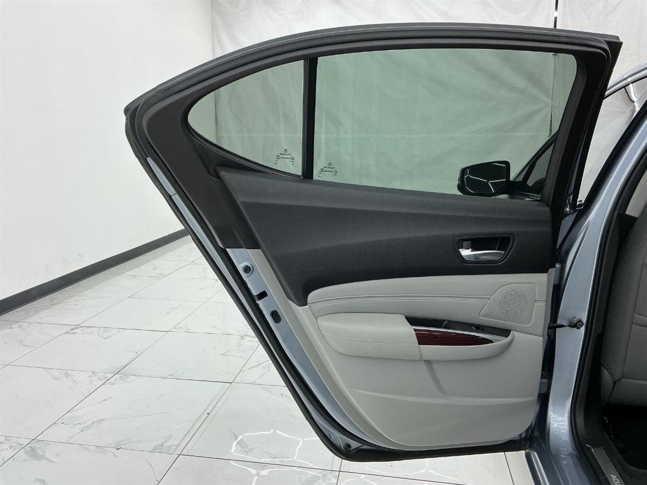 Acura TLX 4dr Sdn FWD V6 Tech 2016