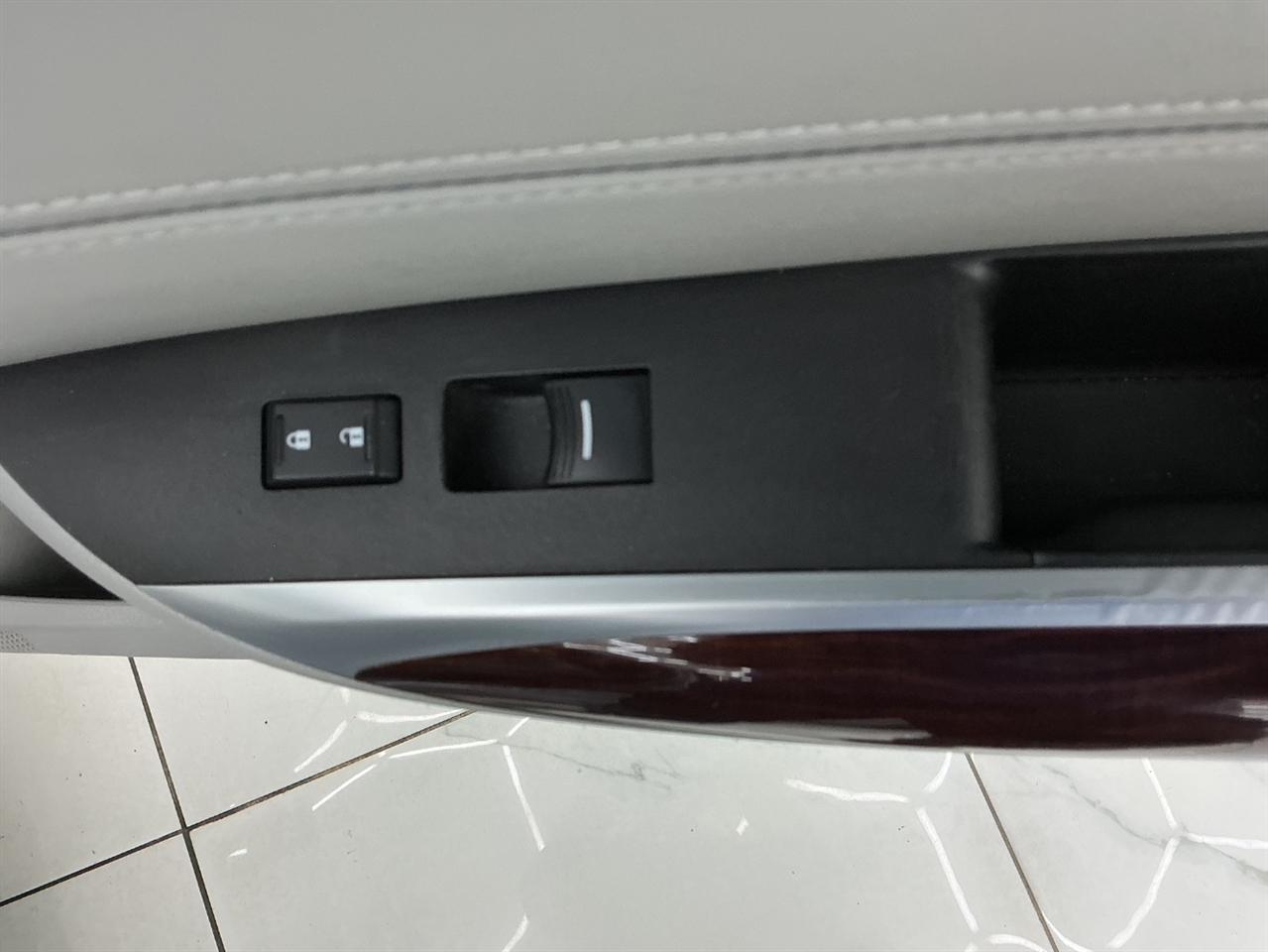 Acura TLX 4dr Sdn FWD V6 Tech 2016