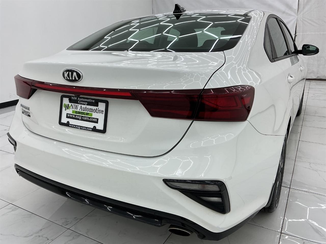Kia Forte LXS IVT 2020