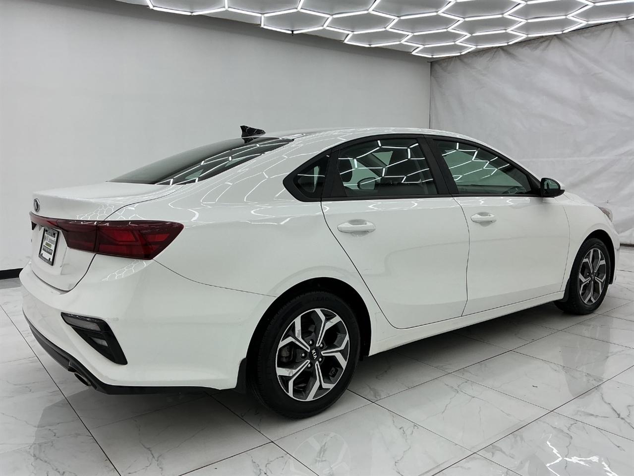 Kia Forte LXS IVT 2020