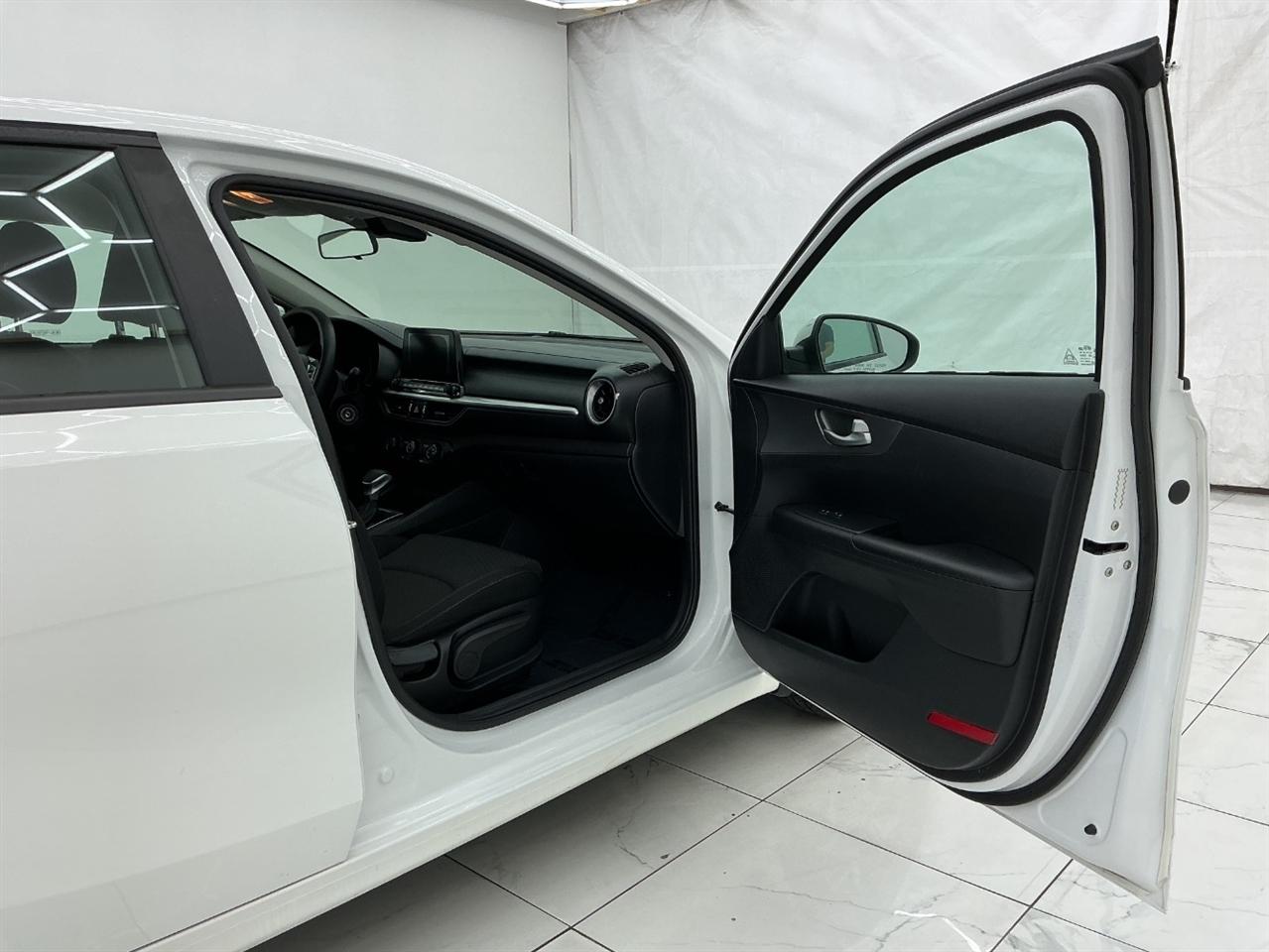 Kia Forte LXS IVT 2020