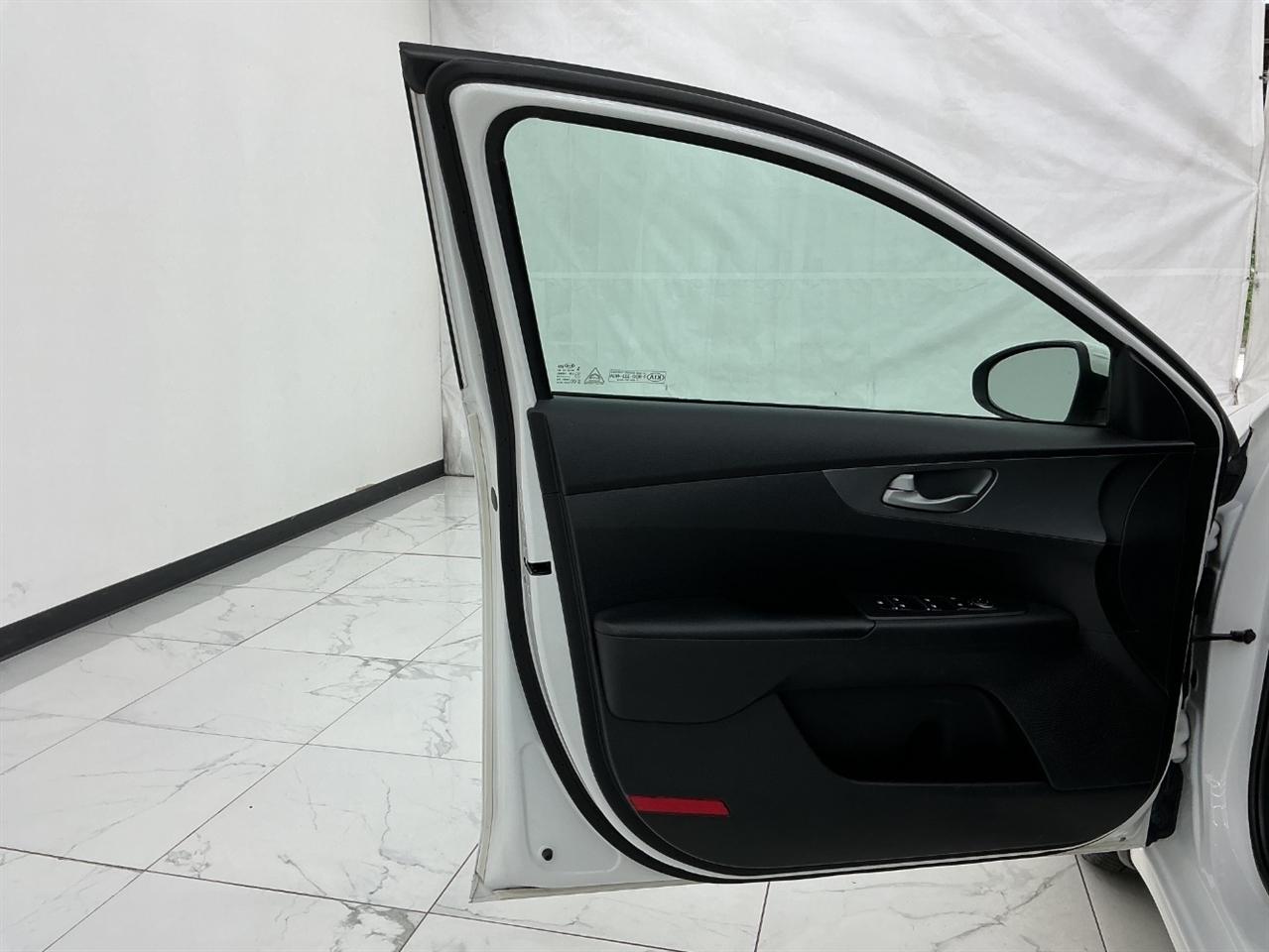 Kia Forte LXS IVT 2020