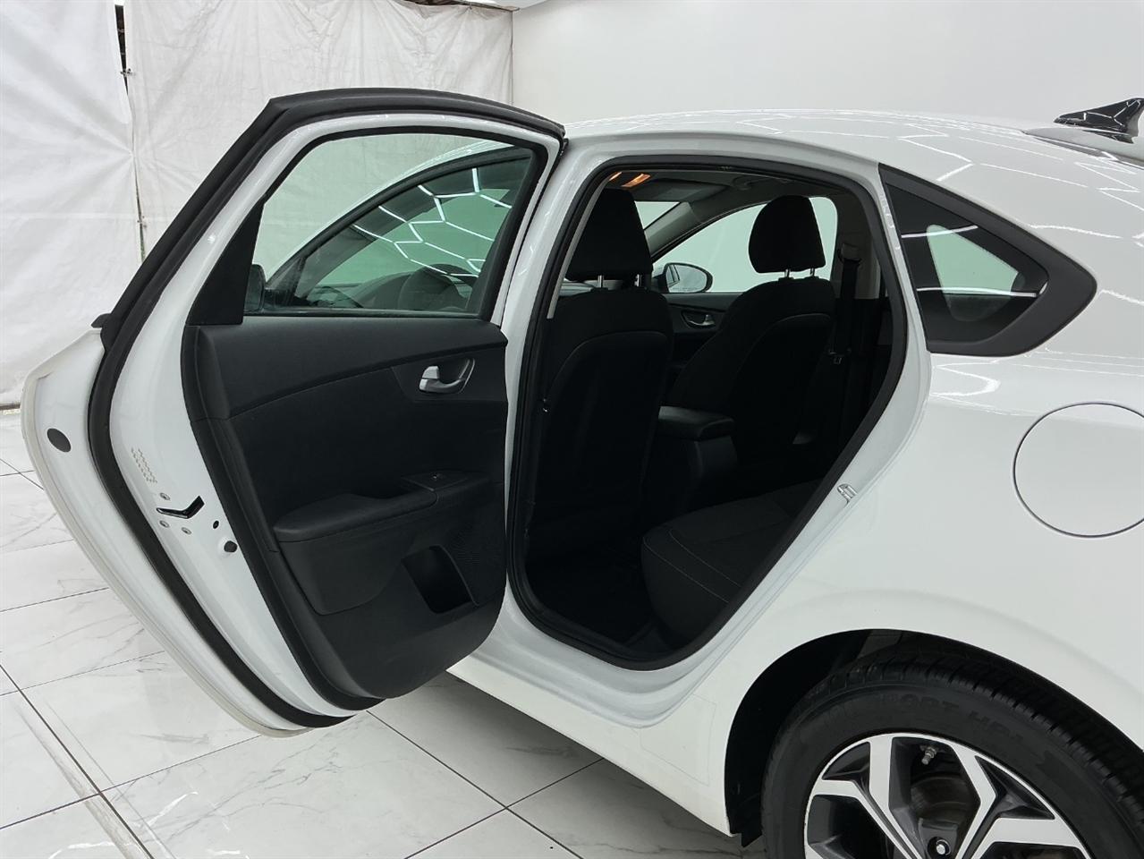 Kia Forte LXS IVT 2020