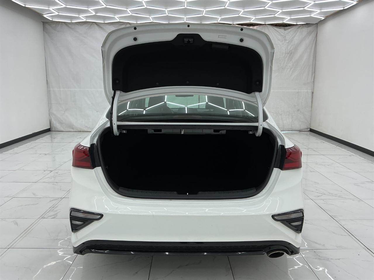 Kia Forte LXS IVT 2020