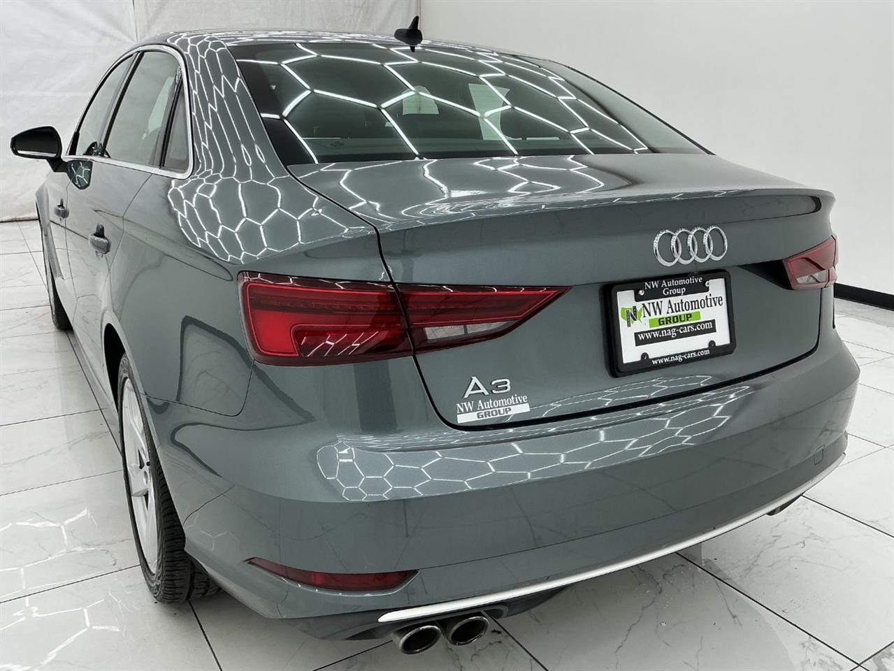 Audi A3 Sedan Titanium Premium 40 TFSI 2019