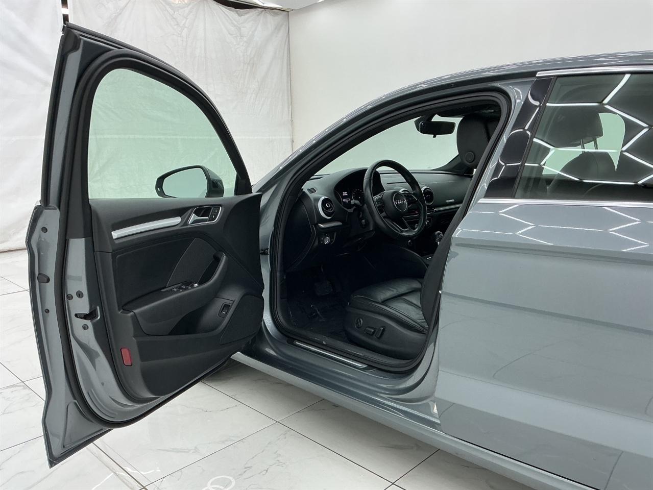 Audi A3 Sedan Titanium Premium 40 TFSI 2019