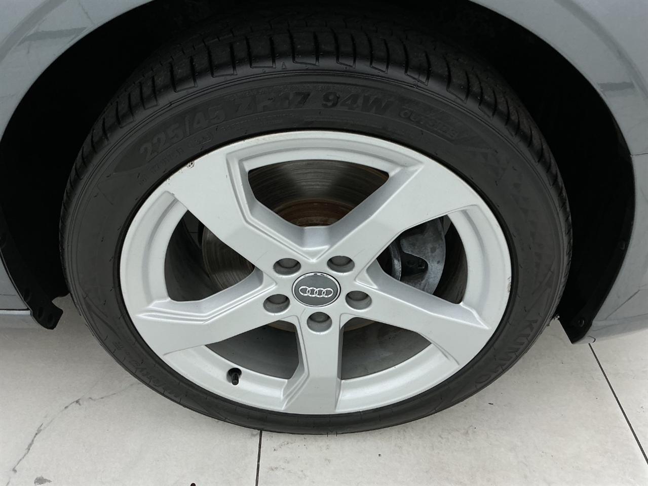 Audi A3 Sedan Titanium Premium 40 TFSI 2019