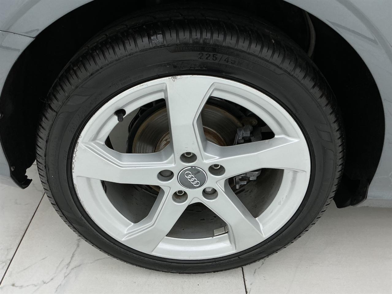 Audi A3 Sedan Titanium Premium 40 TFSI 2019