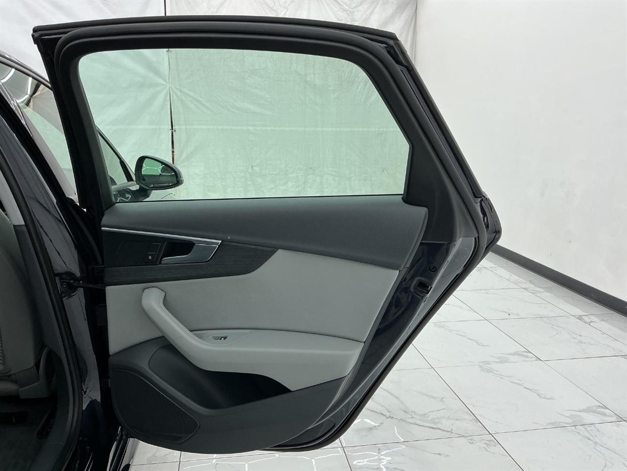 Audi A4 2.0 TFSI Tech Premium S Tronic quattro AWD 2018