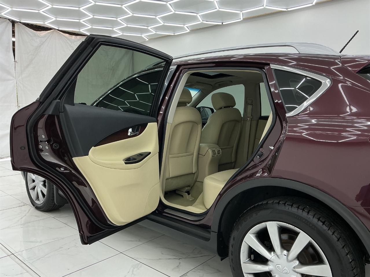 Infiniti QX50 AWD 4dr 2016