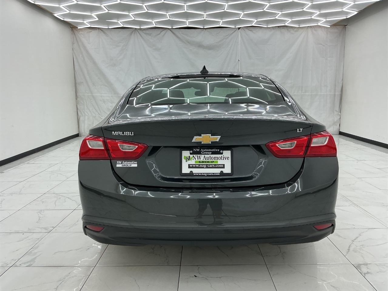 Chevrolet Malibu 4dr Sdn LT w/1LT 2016
