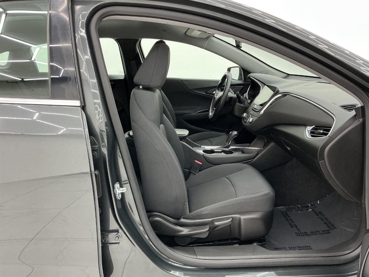 Chevrolet Malibu 4dr Sdn LT w/1LT 2016