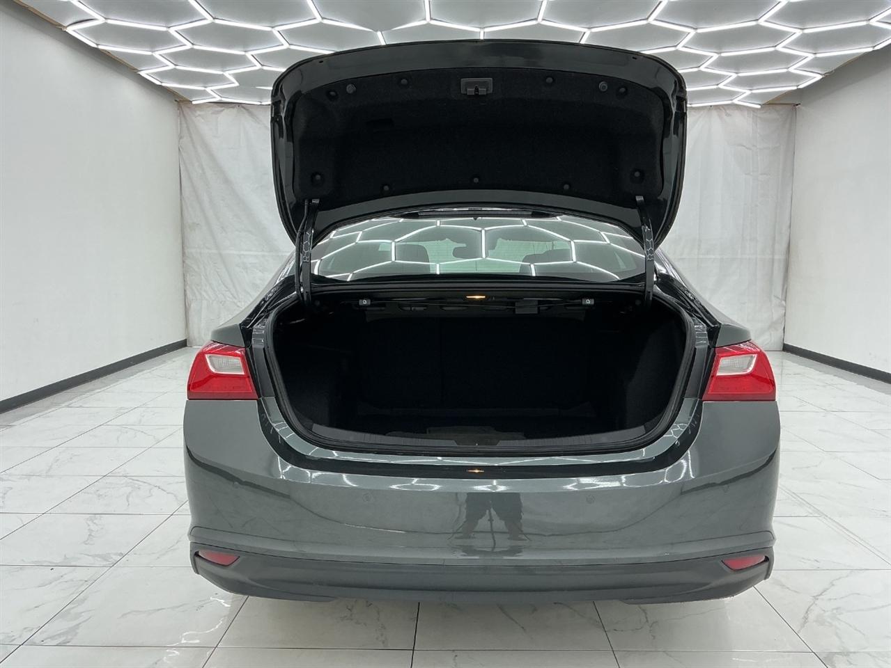 Chevrolet Malibu 4dr Sdn LT w/1LT 2016